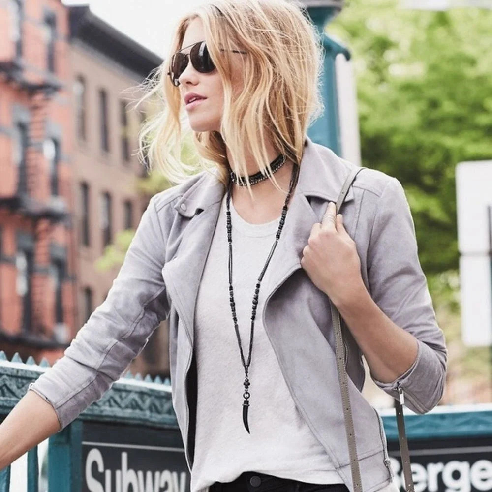NWOT Stella & Dot Arlo Horn Necklace